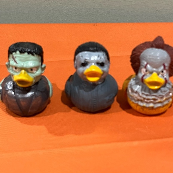 Horror Character Cement Duck Set - Picture 1 of 15